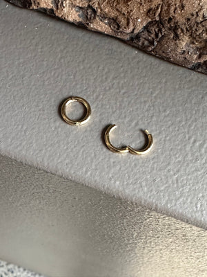 Gammie Stack Ear Cuff Huggy