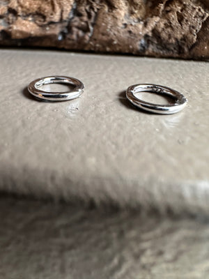 Gammie Stack Ear Cuff Huggy