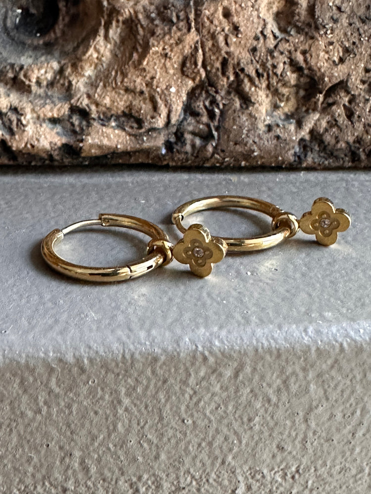 Zag Bijoux Gold Floral Zirconia Huggy Earring