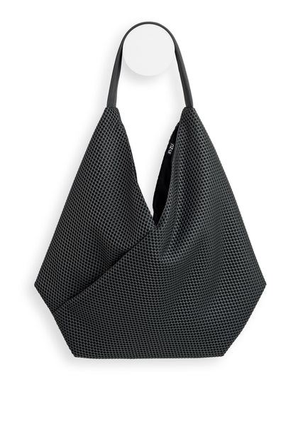 InZu Bevel Bag Chess Charcoal Cells