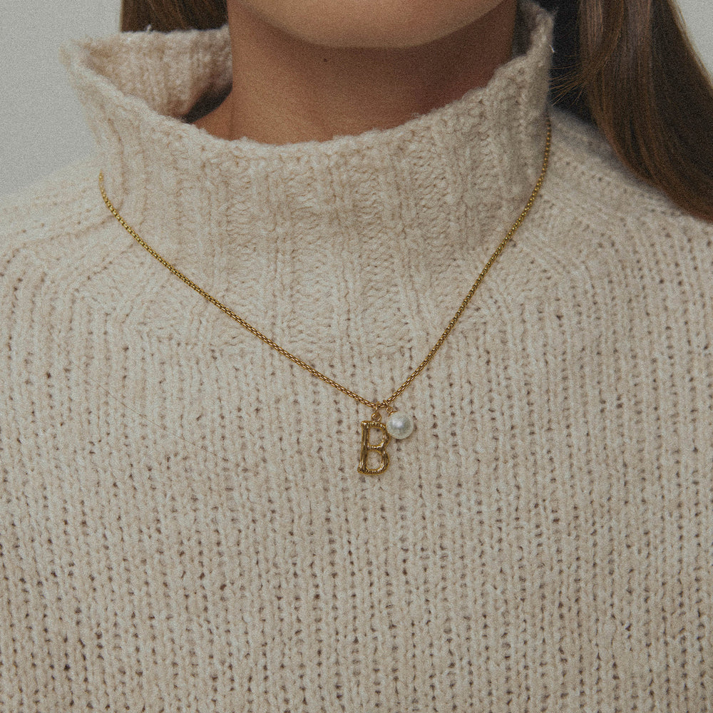 Zahar Pearl Letter B Necklace Gold
