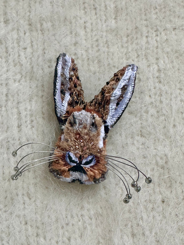 Trovelore Giant Rabbit Brooch