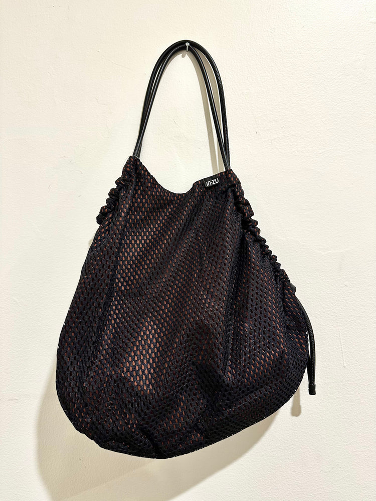 InZu Cocco Tote Bag Black Net Brick