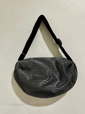InZu Bean Crossbody Bag Black and Interstellar Chain