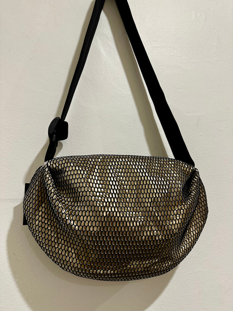 InZu Bean Crossbody Bag Black Gold Hive