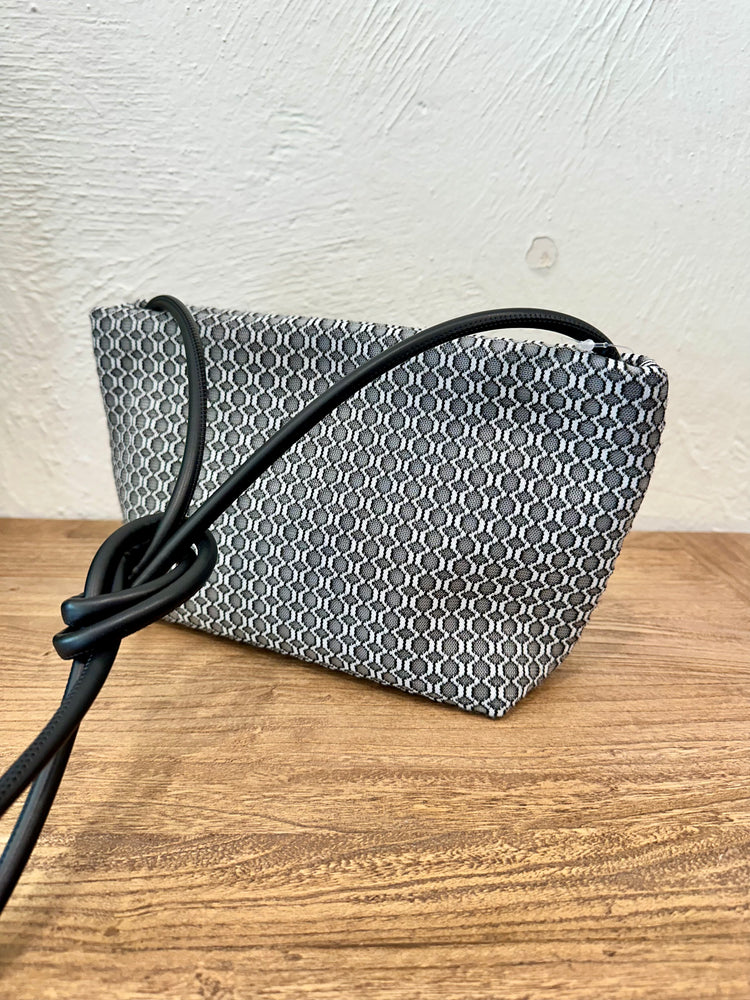 InZu Mouse Sixty Gray Crossbody Bag