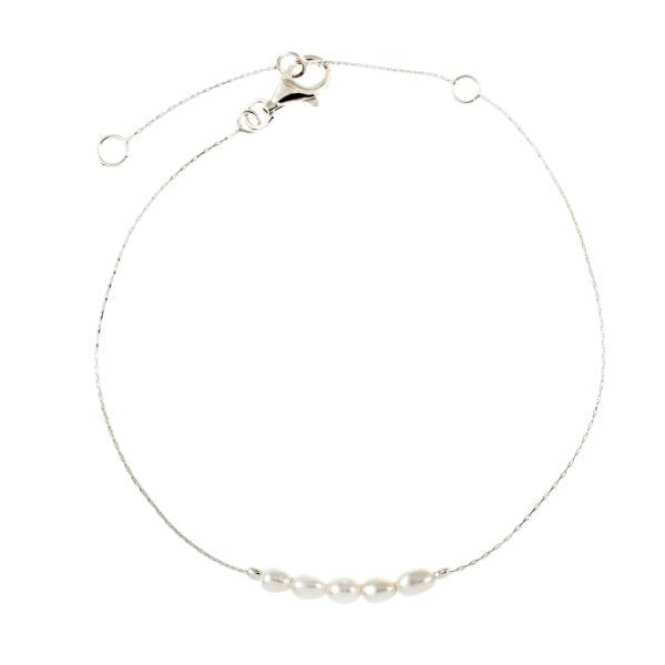 Gammie Seed Pearl Silver Chain Bracelet