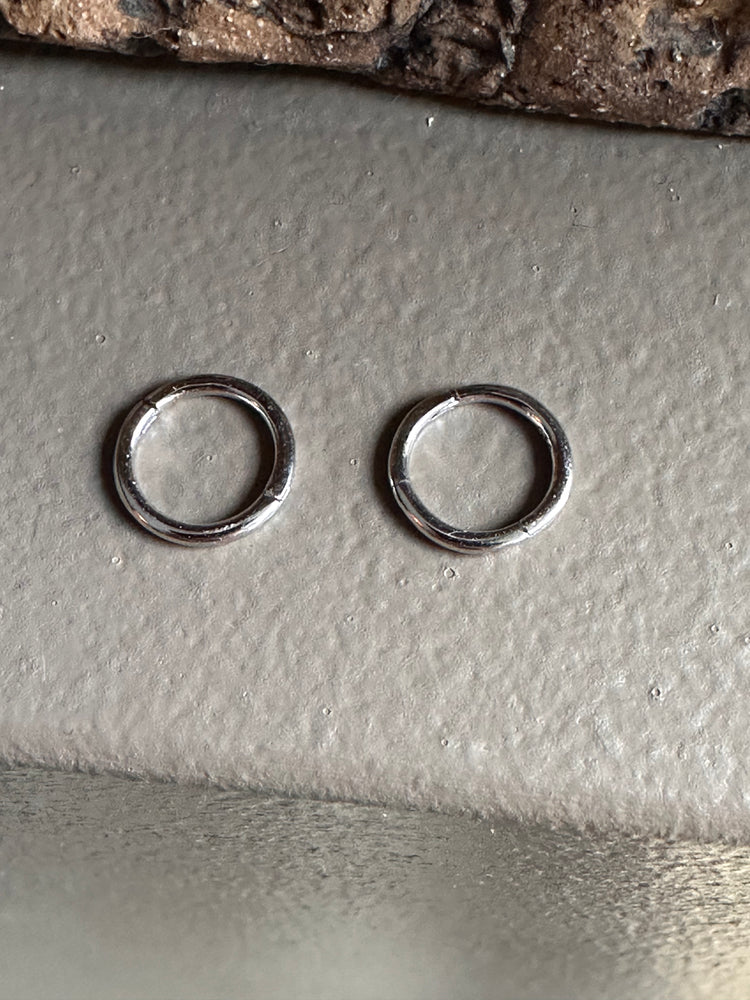 Gammie Sleeper Silver Huggy Earring