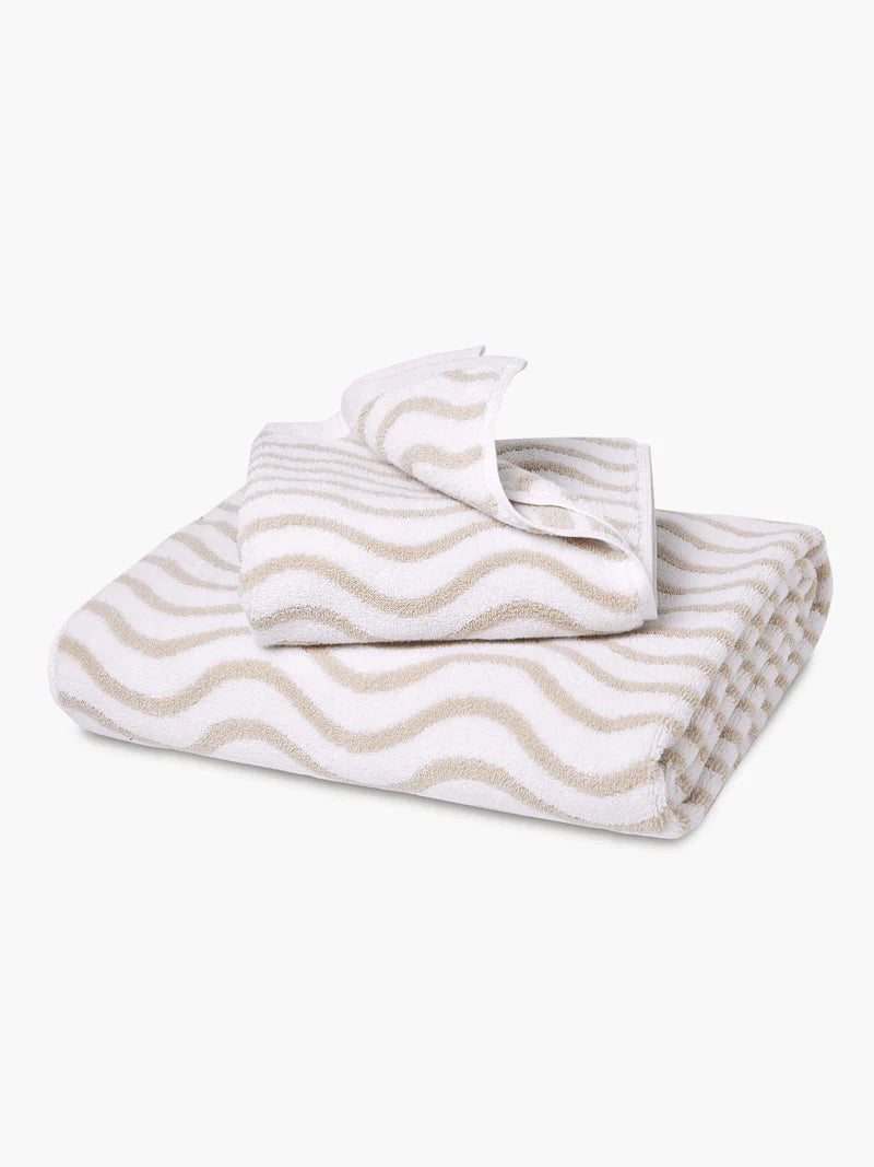 L and M Home Luxe Towels Wave Natural