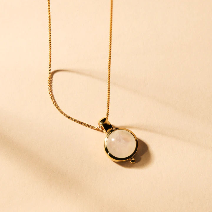 Najo Garland Moonstone Gold Necklace