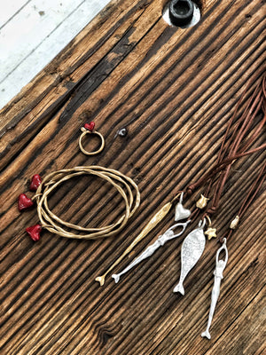 Pesci Che Volano Scorfano Fish and Red Heart Bronze Pendant (Copy)