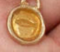 Pesci Che Volano Tonda S Bronze Pendant