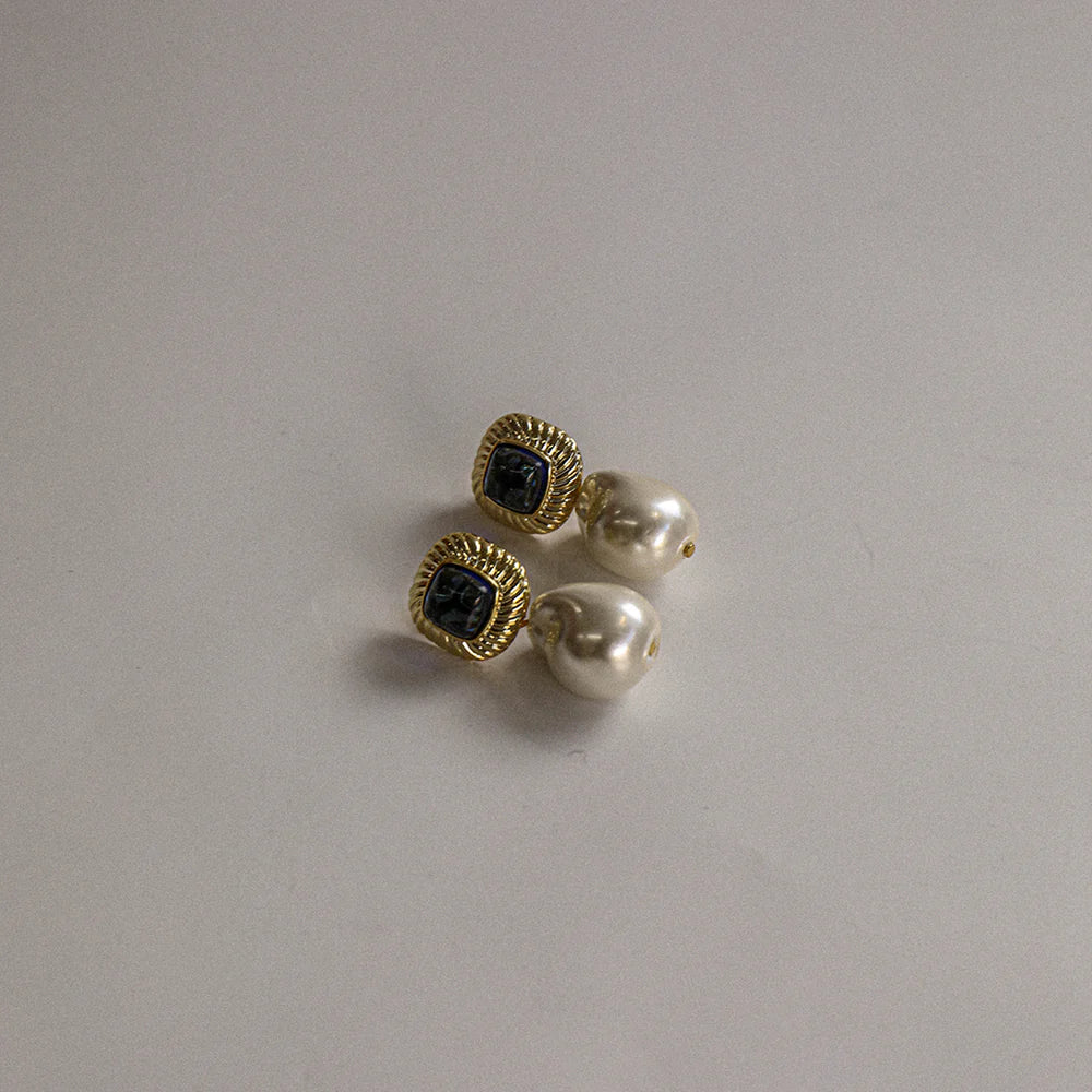 Zahar Sally Blue and Pearl Gold Earring