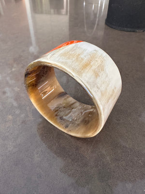 Soyang Paris Horn Two Tone Wide Bangle