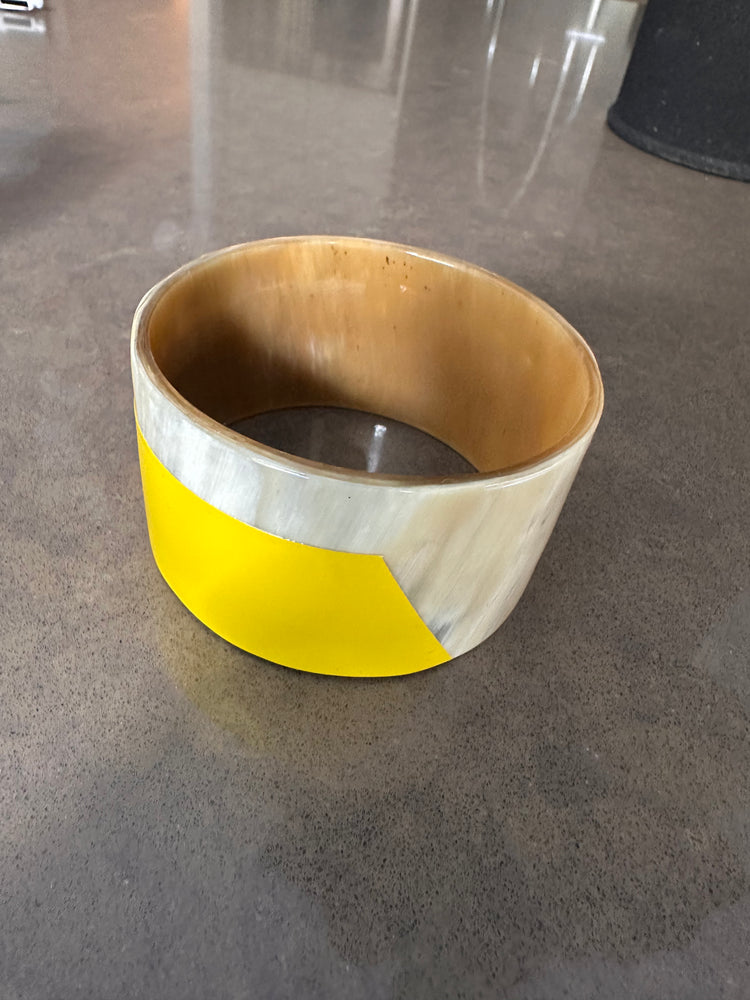 Soyang Paris Horn Two Tone Wide Bangle