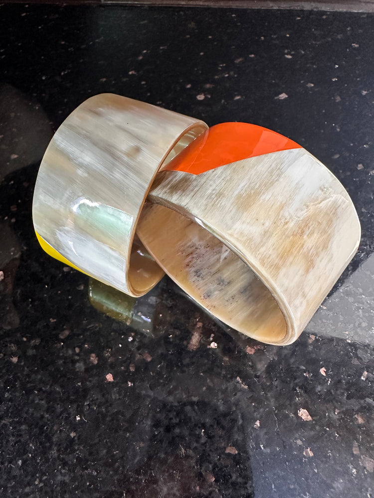Soyang Paris Horn Two Tone Wide Bangle