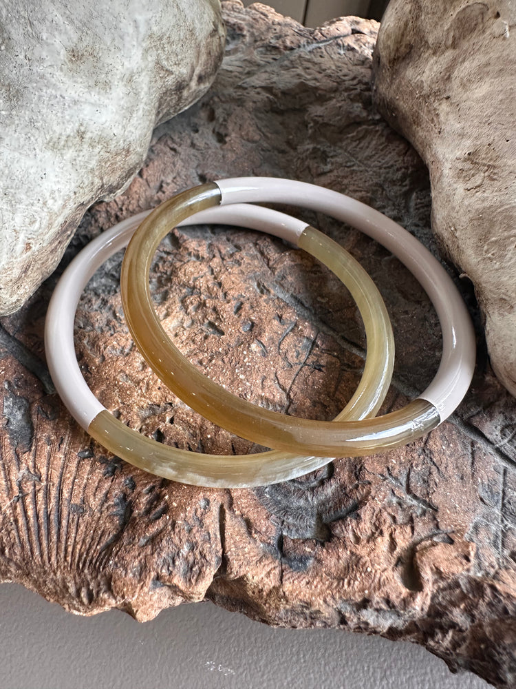 Soyang Paris Horn Coloured Bangles