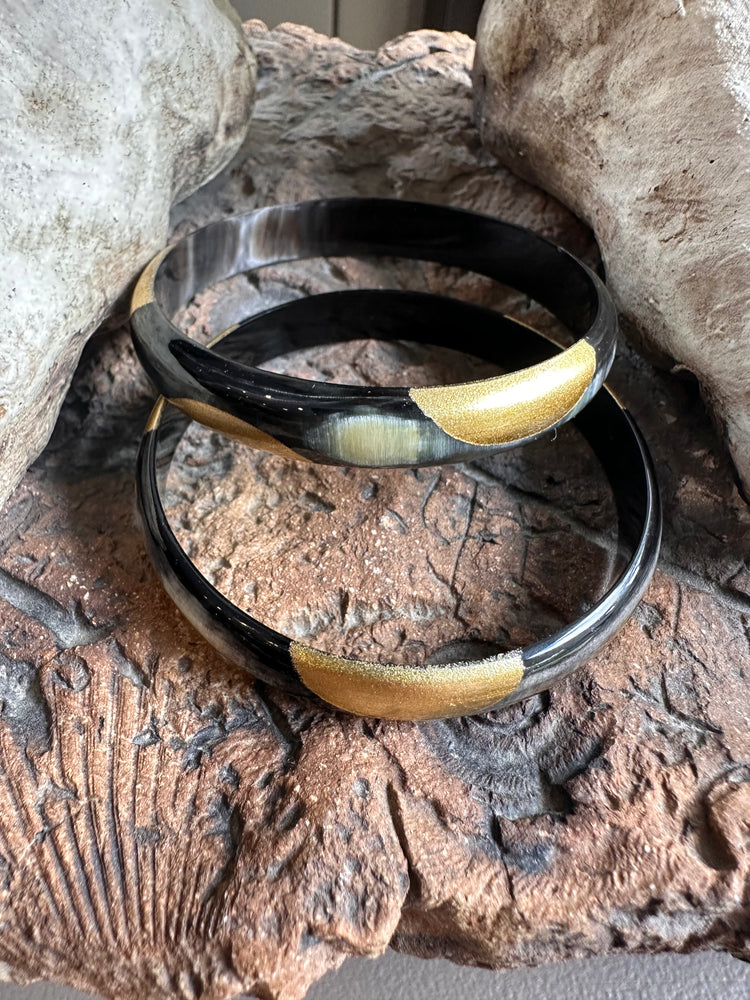 Soyang Paris Two Tone Gold and Horn Bangle