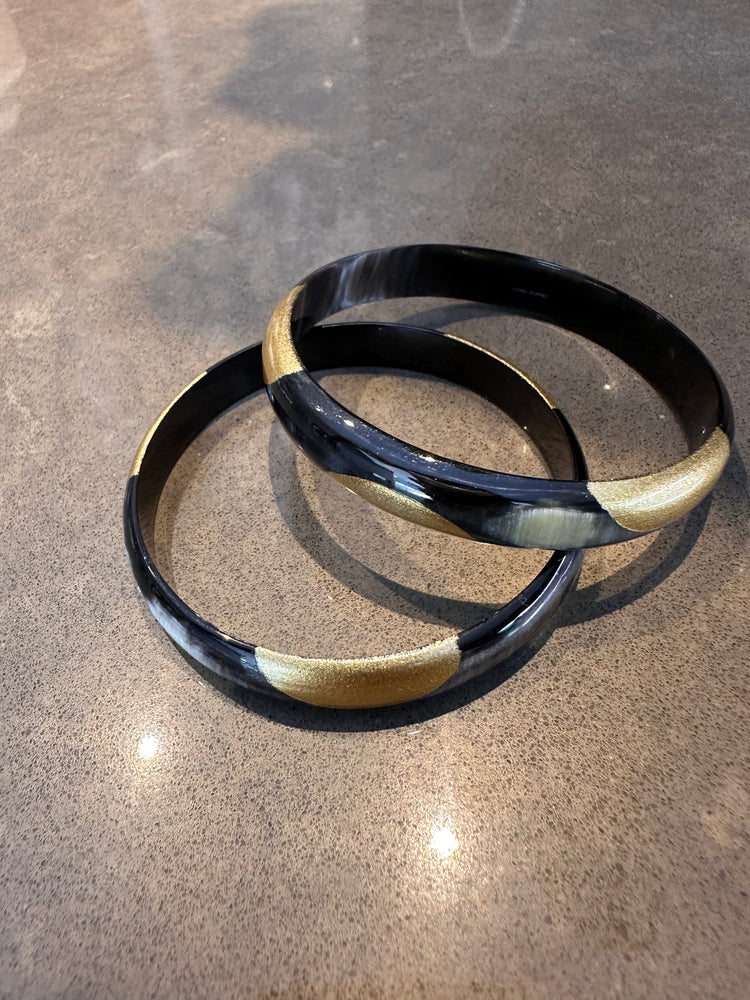 Soyang Paris Two Tone Gold and Horn Bangle
