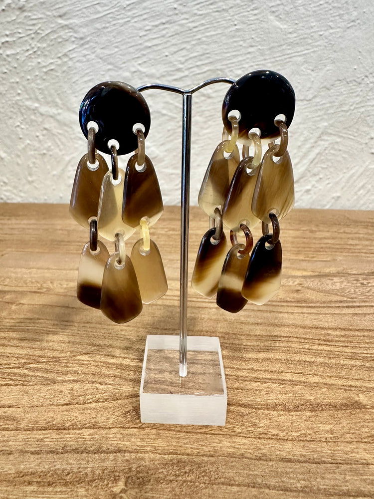 Soyang Paris Light Horn Drop Earring