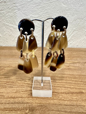 Soyang Paris Light Horn Drop Earring