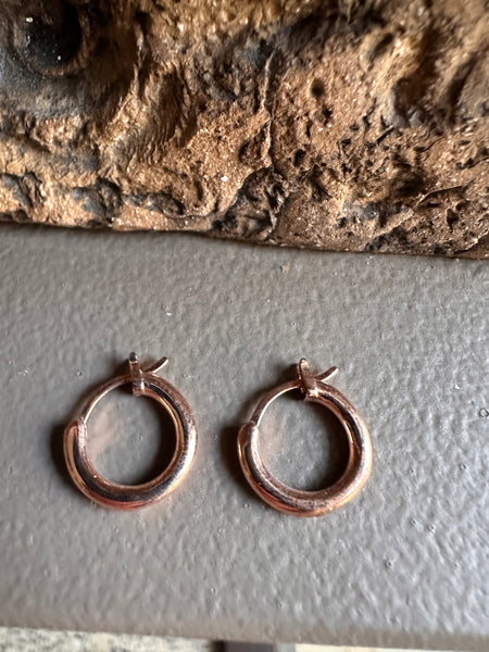 Zag Bijoux Rose Gold Huggy Earring