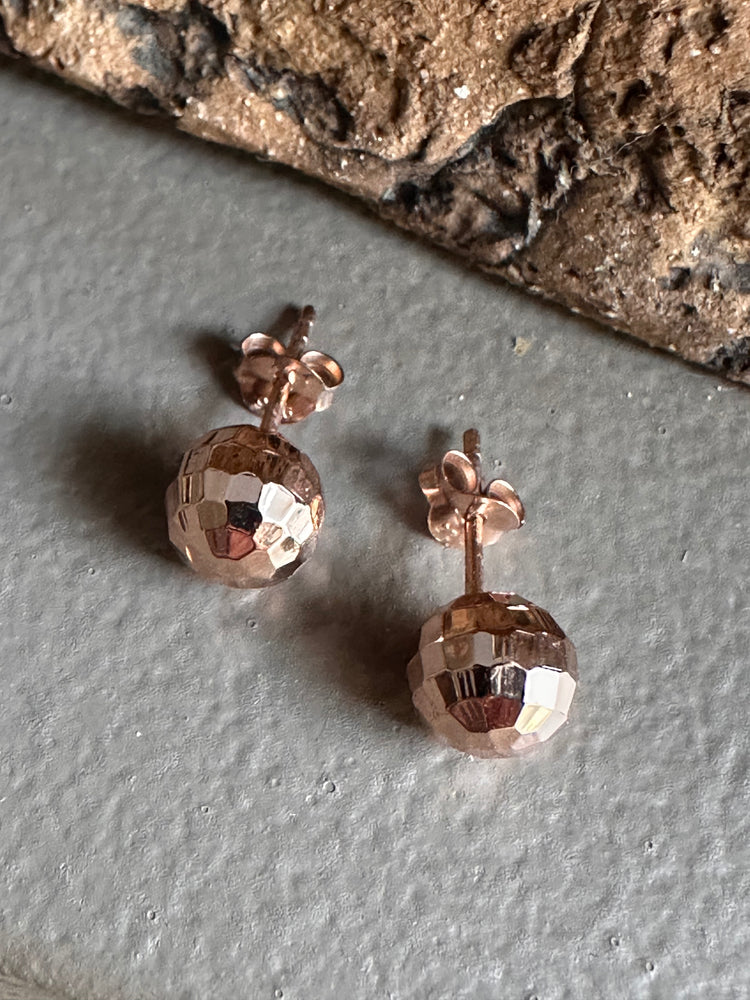 Najo Facette Ball Rose Gold Stud Earring