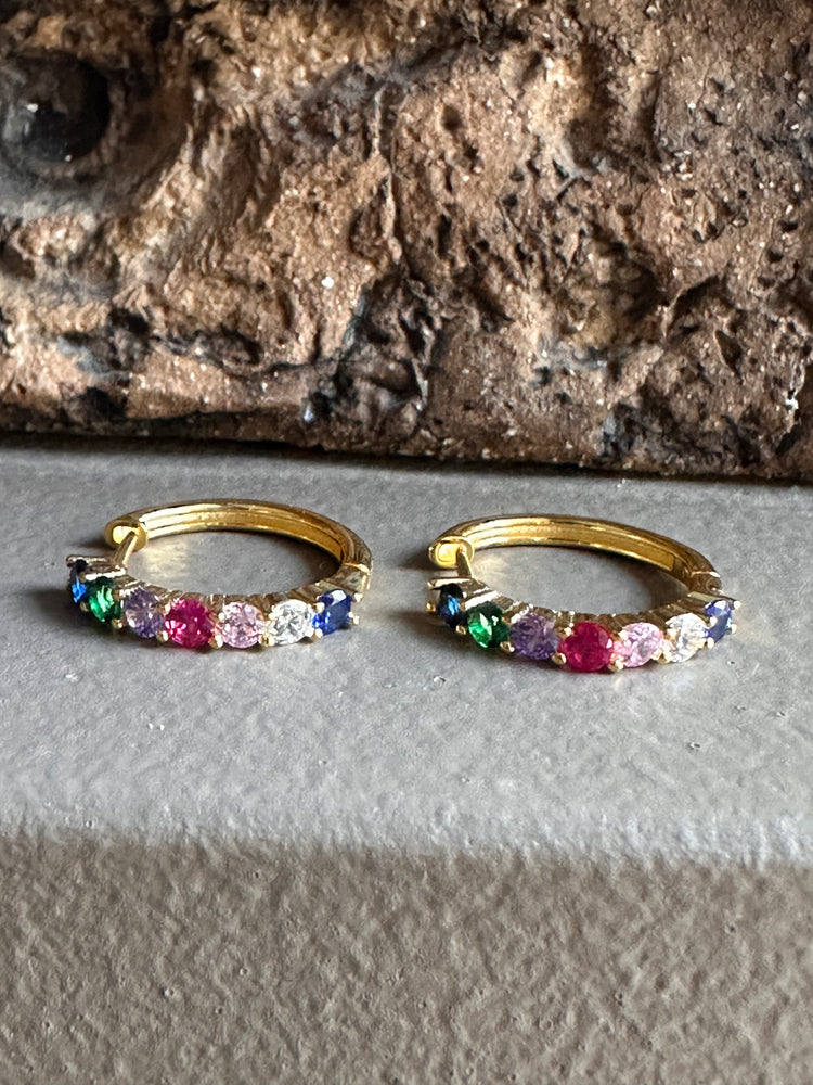 Gammie Gołd Multi Colured Zirconia Hoop Earring