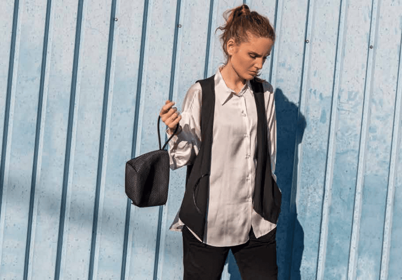 InZu Mouse White Mesh Crossbody Bag