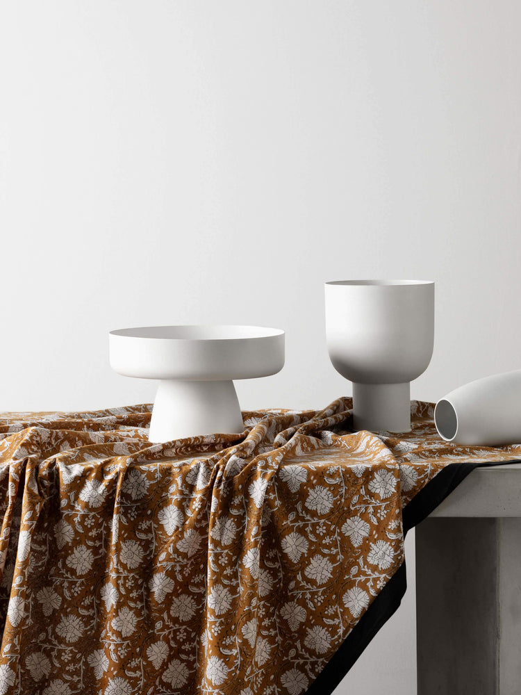 L&M Home Mona Curve Pot
