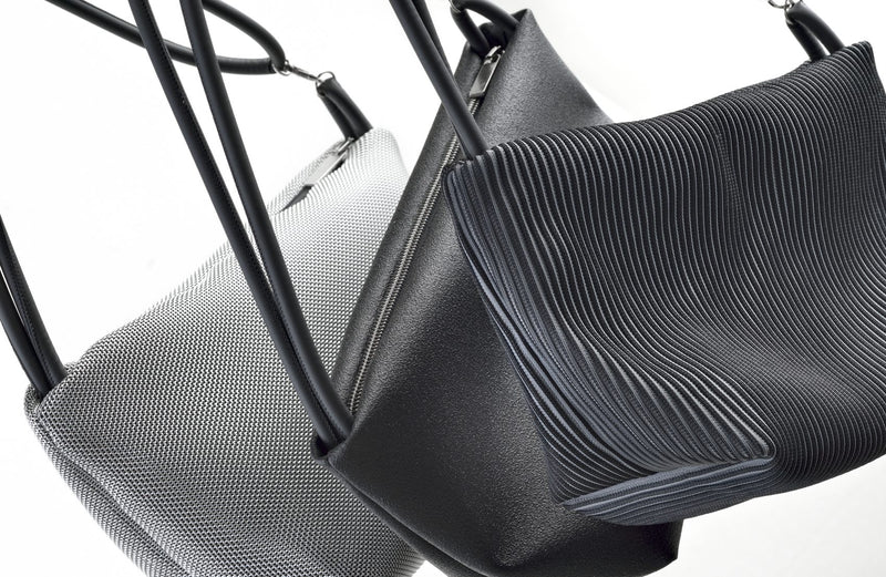 InZu Mouse White Mesh Crossbody Bag