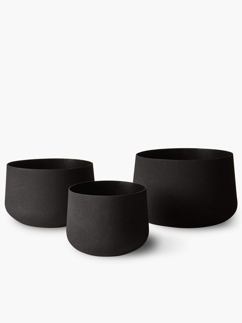E L and M Home Mona Pots and Planters