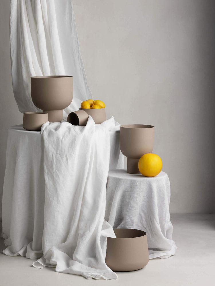 L&M Home Mona Curve Pot