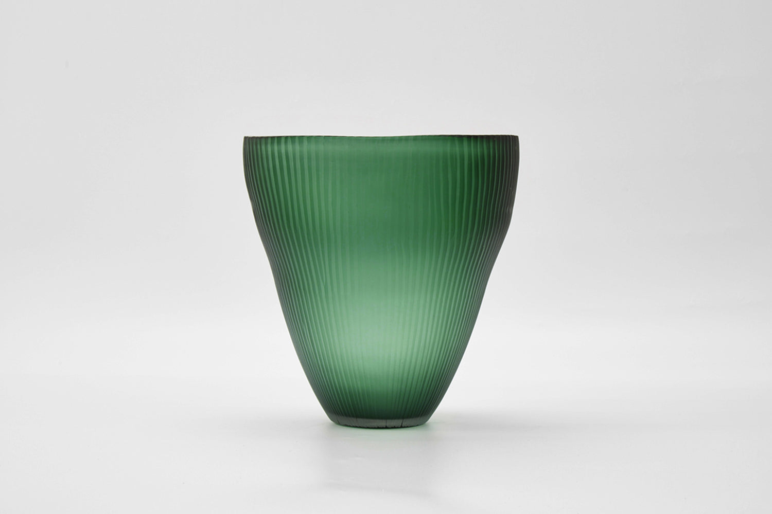 The Foundry House Palma Vase Emerald