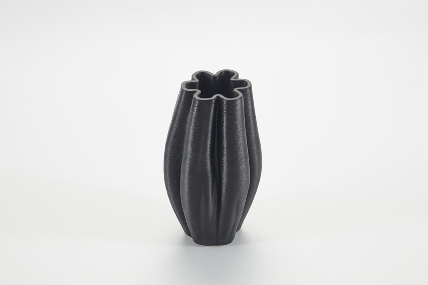 The Foundry House La Mer Vase Ebony
